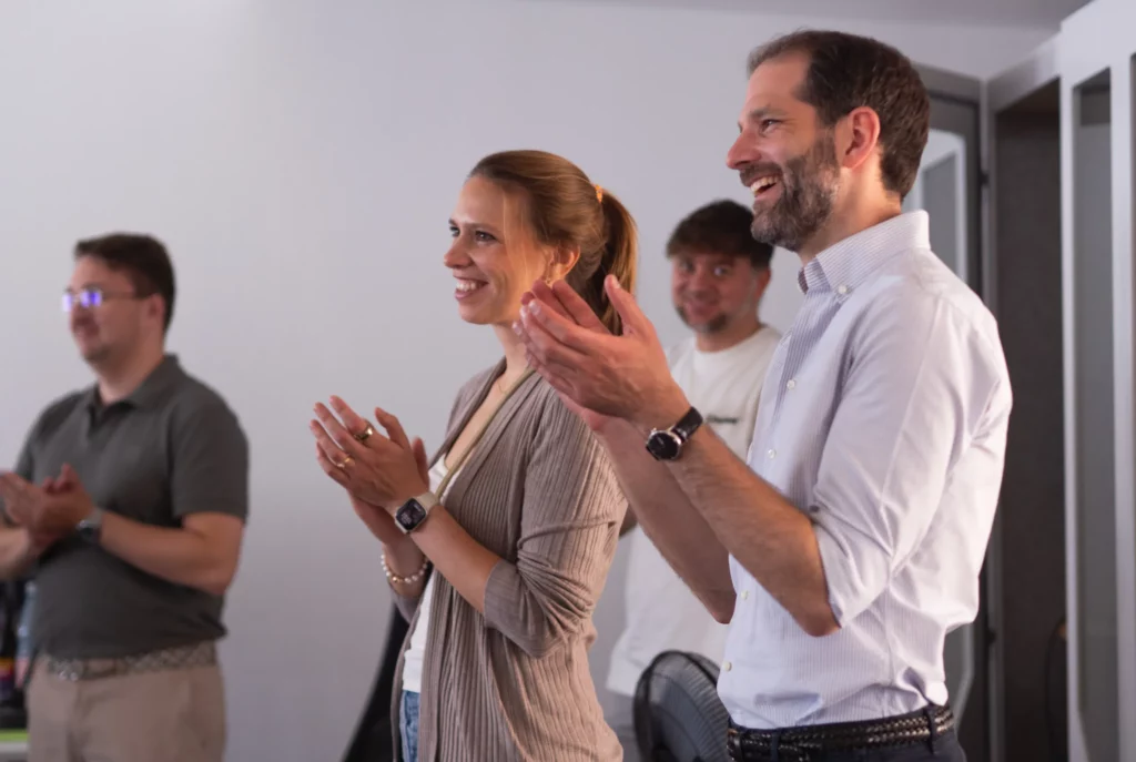 Christoph Leser, Catherine Leser, Robin Hodgson, Stefan Kolb auf dem Penzilla Team Event.